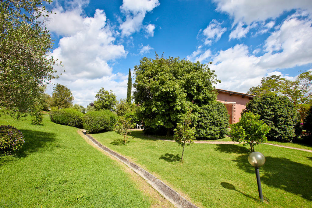 Agriturismo Da Lorena Marsiliana Buitenkant foto